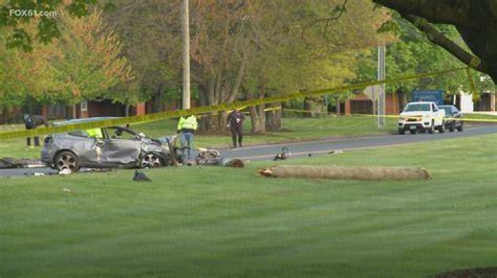 
17-years-old Teen, Matthew Lobos, dies in a fatal Car Accident 