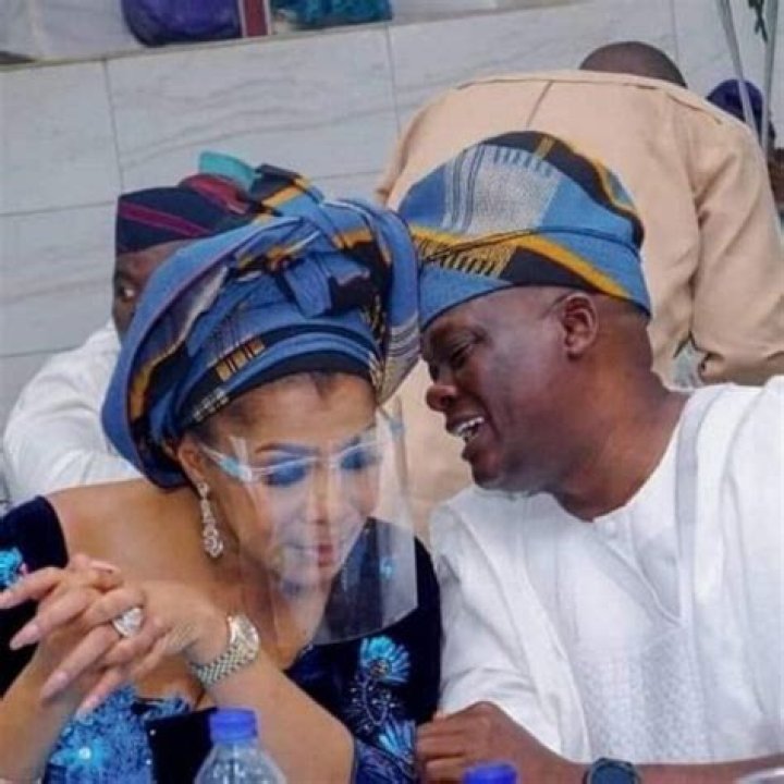 
Angela Folarin Passed Away, What Happened To Senator Teslim Folarin Wife? 