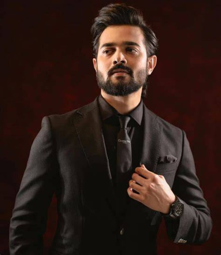 
Bhuvan Bam Height, Weight, Net Worth, Age, Birthday, Wikipedia, Who, Nationality, Biography 