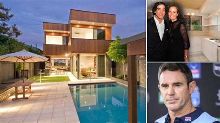 
Brad Fittler Wife Marie Liarris and Net Worth Of $1 Million 