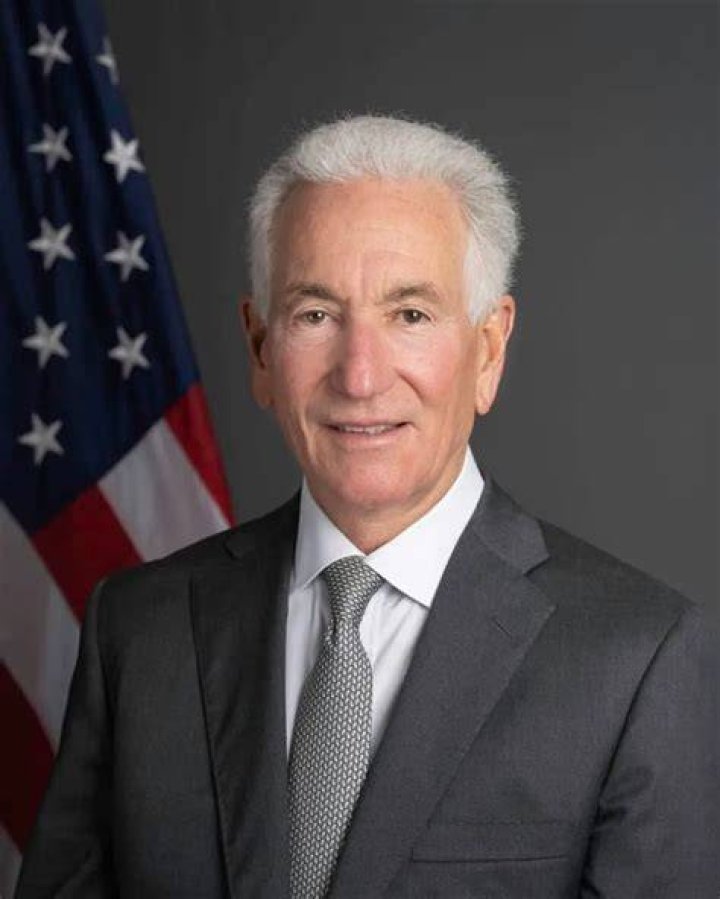 Charles Kushner Height, Weight, Net Worth, Age, Wiki, Who, Instagram, Biography