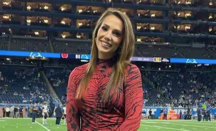 Courtney Cronin Height, Weight, Net Worth, Age, Birthday, Wikipedia, Who, Nationality, Biography