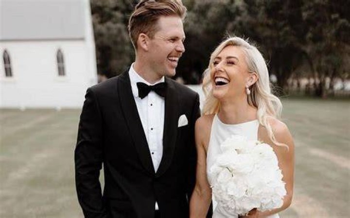 
Cricket: Lockie Ferguson Wife Or Girlfriend, Is He Still Dating Kat Houk? 