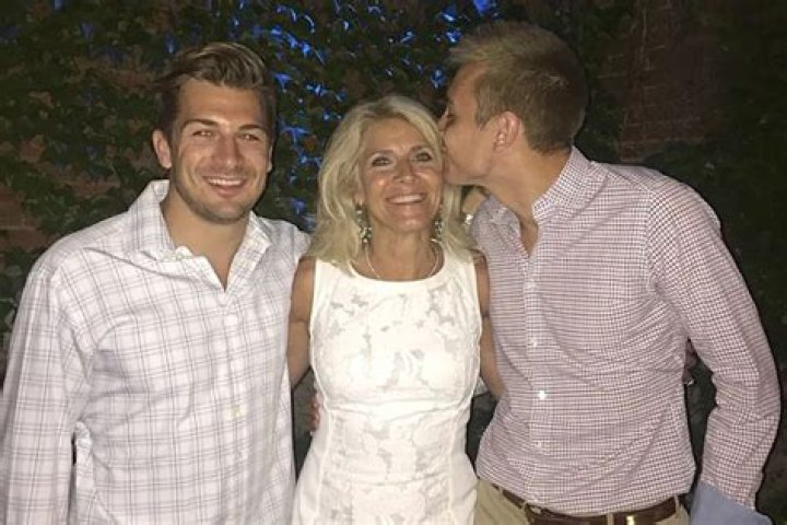 
Cris Collinsworth Wife Who is Cris Collinsworth Wife? 