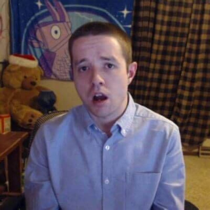 Dellor Height, Weight, Net Worth, Age, Birthday, Wikipedia, Who, Instagram, Biography