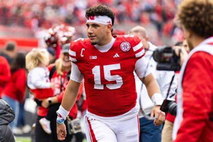 
Dylan Raiola Height, Weight, Net Worth, Age, Birthday, Wikipedia, Who, Nationality, Biography 