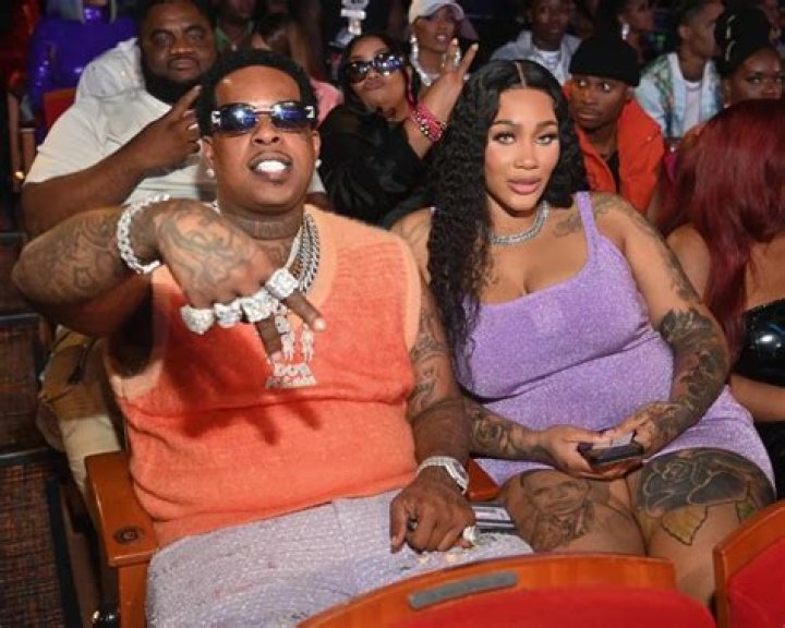 Finesse2tymes Girlfriend: Erica Banks Relationship Timeline