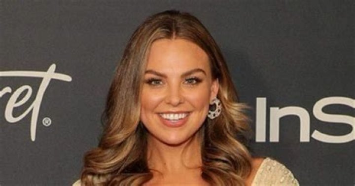 Hannah Brown Height, Weight, Net Worth, Age, Birthday, Wikipedia, Who, Instagram, Biography