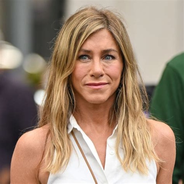 
Health Update: Jennifer Aniston Battling With Insomnia Disease, But Is John Aniston Daughter Sick Now? 