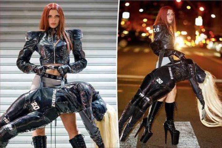 
“Helping yo drunk friend out the club”: Julia Fox’s life-sized ‘body’ bag at NYFW sparks hilarious reactions online 