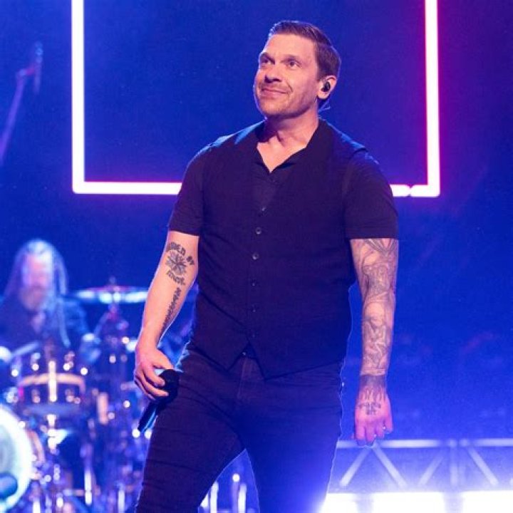 How Much Weight Did Shinedown Lead Singer Brent Smith Lose and How?