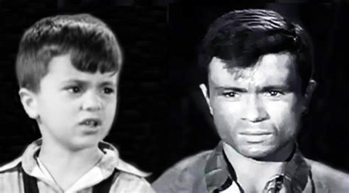 
How old was Robert Blake when he starred in The Little Rascals? 