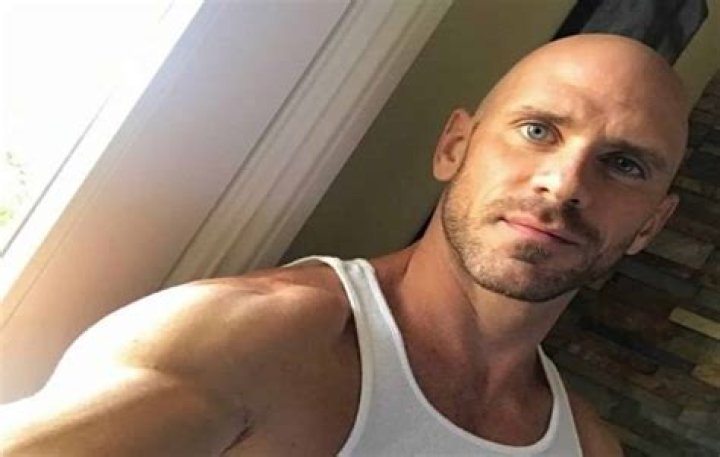 
Hunter Matthews Height, Weight, Net Worth, Age, Wiki, Who, Instagram, Biography 