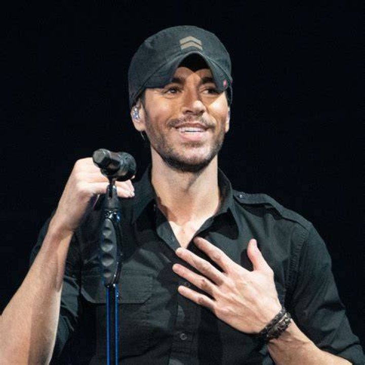 
Is Enrique Iglesias Gay? Age, Height, Net Worth 