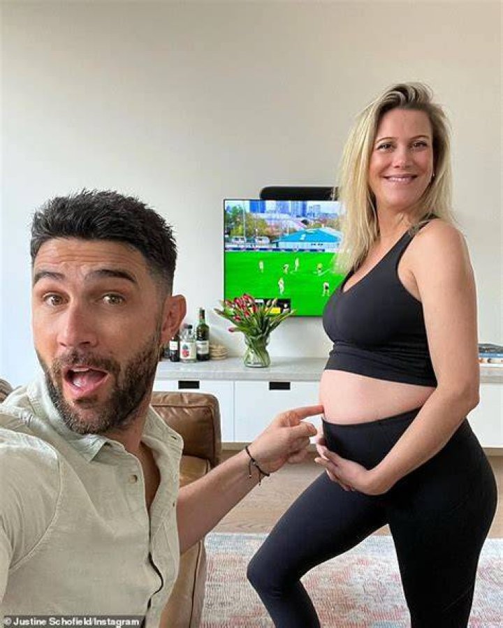 
Is Justine Schofield Pregnant? Australian Author And Her Partner Brent Is Expecting Baby, Due Date Exposed 