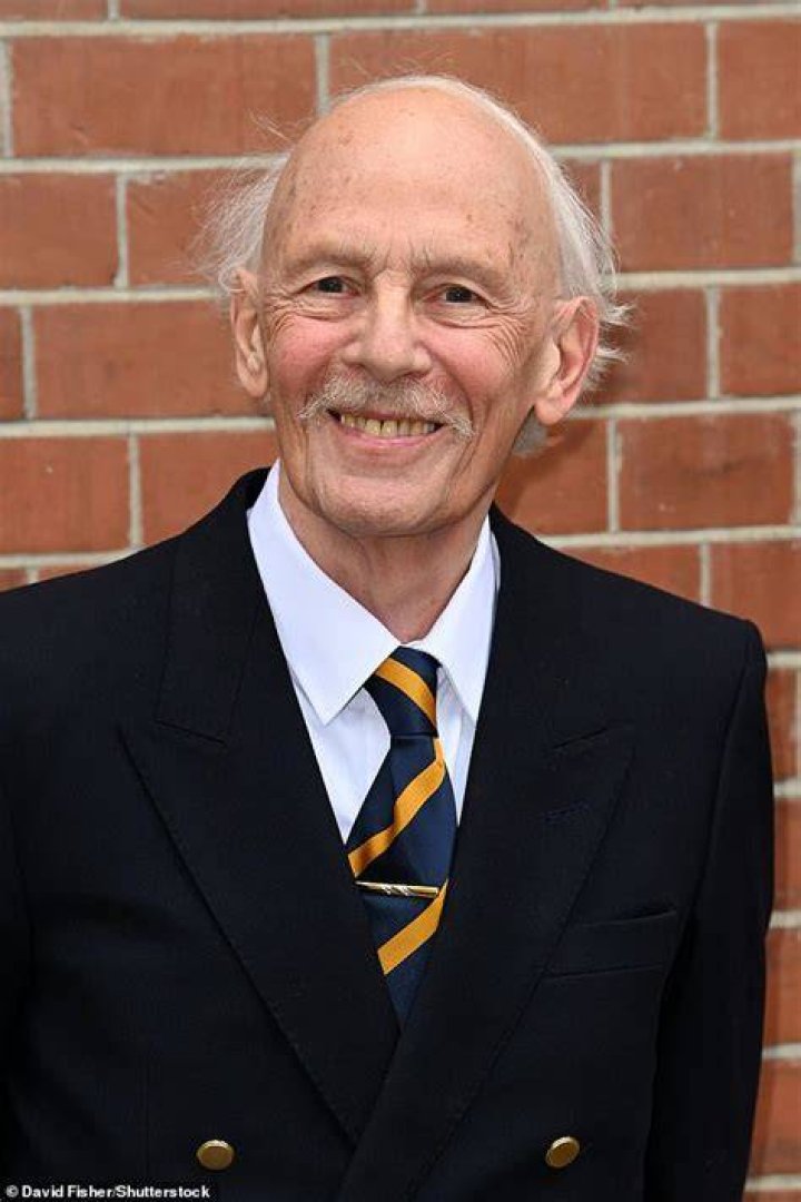 
Is Paul Nicholas Gay? Age, Height, Net Worth 