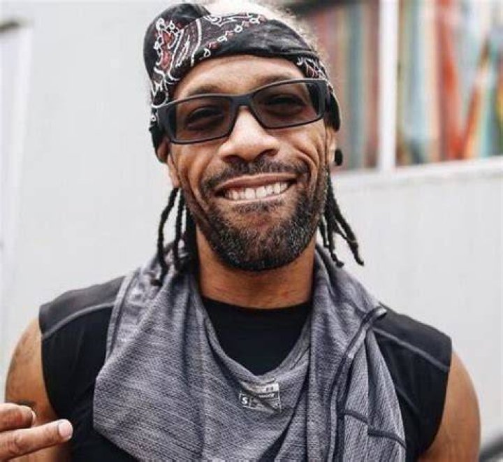 Is Redman Married to Wife or Dating a Girlfriend?
