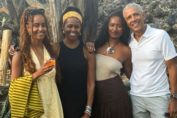 
Is Tom Barrack Married to Wife? Or Dating a Girlfriend? Kids. 