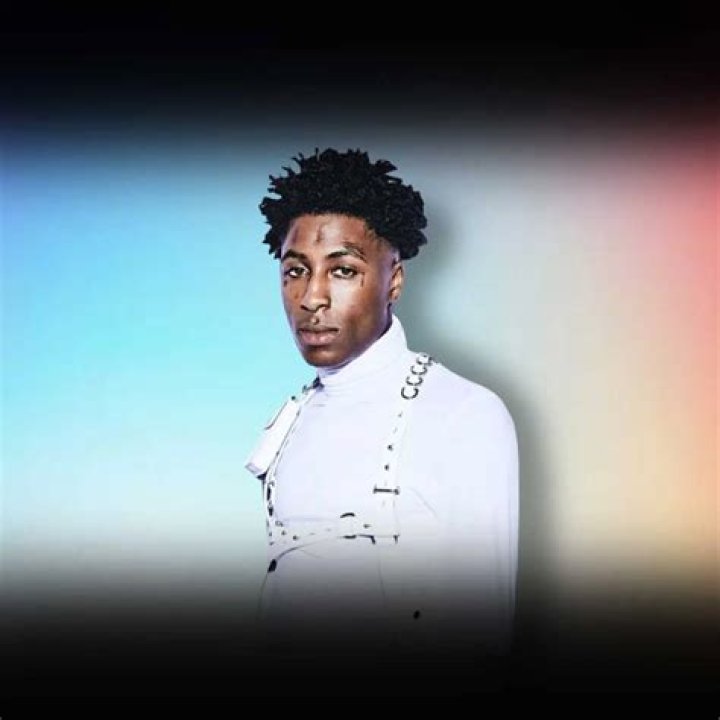 
Ja Morant allegedly flashes a gun, grooves to NBA YoungBoy’s new album on Instagram Live 