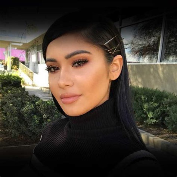 Janet Guzman Height, Weight, Net Worth, Age, Birthday, Wikipedia, Who, Nationality, Biography
