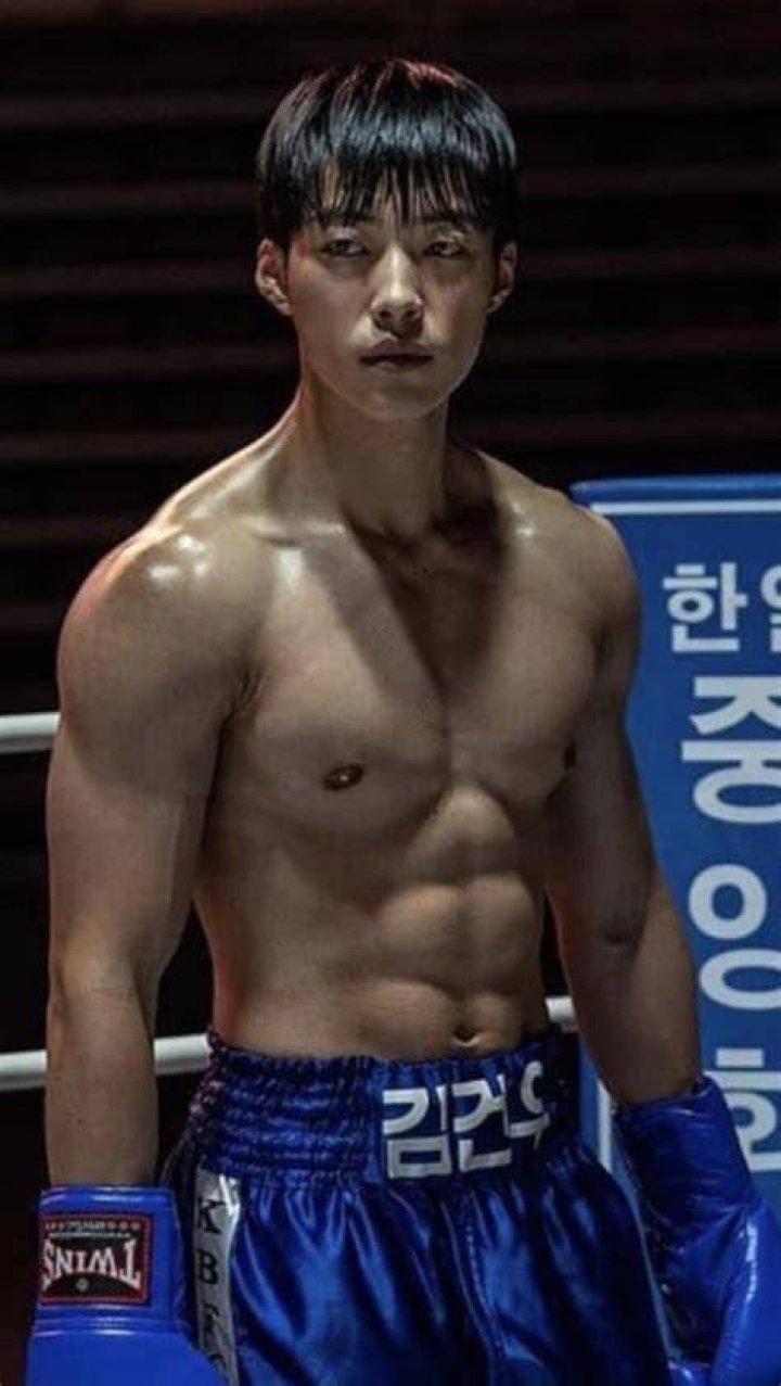 Lee Tae-hwan Height, Weight, Net Worth, Age, Birthday, Wikipedia, Who, Nationality, Biography