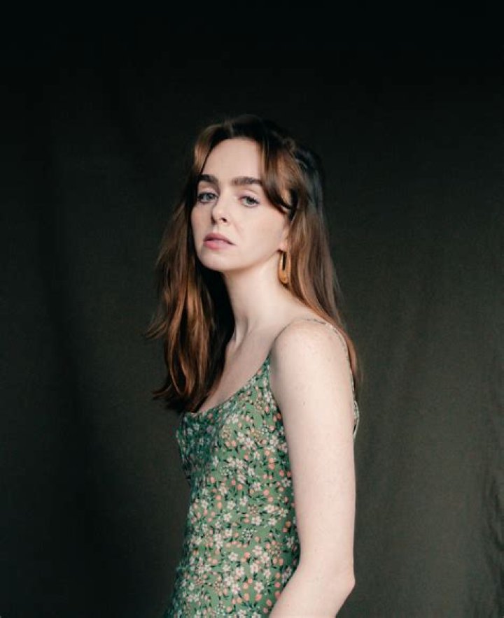 Louisa Connolly-Burnham Height, Weight, Net Worth, Age, Birthday, Wikipedia, Who, Nationality, Biography