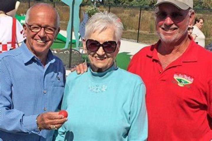 
Matriarch of the Nuxhall family, Donzetta Nuxhall, dies at 93 