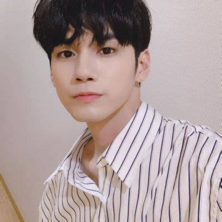 Ong Seong-wu Will Commence His Obligatory Military Service On April