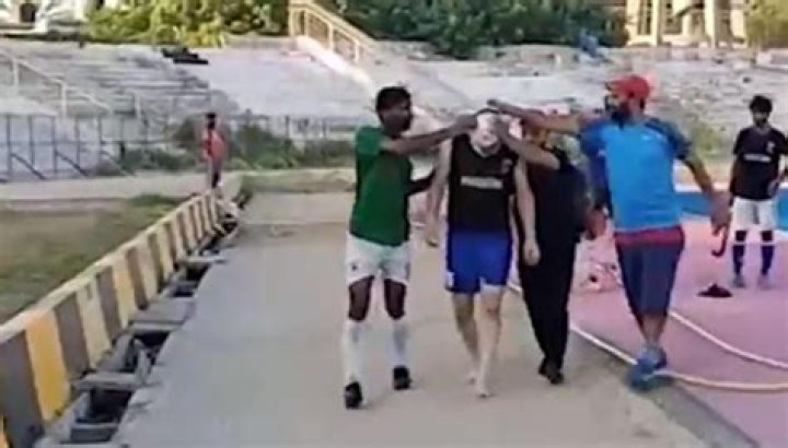 
Pakistan Hockey Player Sustains Head Injury During Practice 