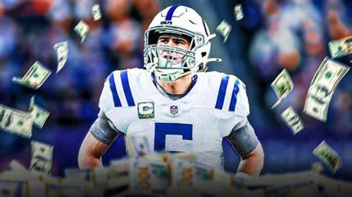 Quenton Nelson Height, Weight, Net Worth, Age, Birthday, Wikipedia, Who, Instagram, Biography