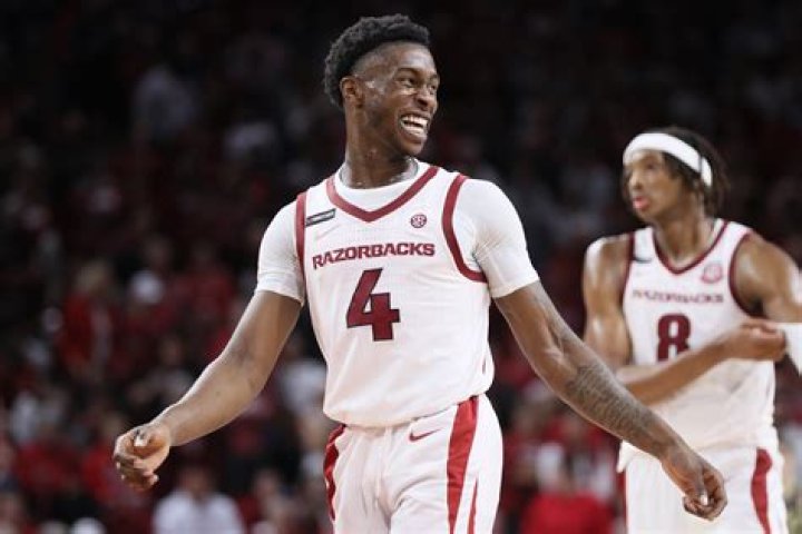 
Razorbacks Davonte Davis Credits Mom Terrie Davis For All The Family Support 