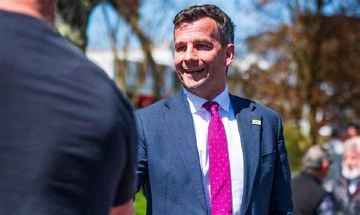 
Richard Marles Is Not Gay As He Is Married To Wife Rachel Schutze -Personal Life Details About The Deputy Prime Minister-Designate Of Australia 