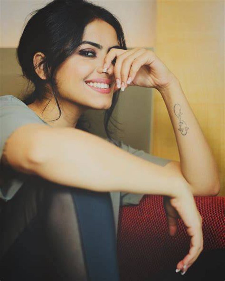 
Sanna Chahal Height, Weight, Net Worth, Age, Birthday, Wikipedia, Who, Nationality, Biography 