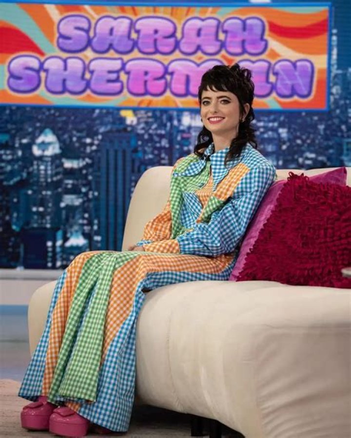 Sarah Sherman Height, Weight, Net Worth, Age, Birthday, Wikipedia, Who, Nationality, Biography