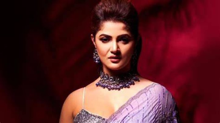 Srabanti Chatterjee Height, Weight, Net Worth, Age, Birthday, Wikipedia, Who, Instagram, Biography