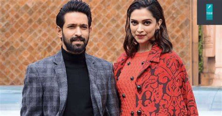 Vikrant Massey Height, Weight, Net Worth, Age, Birthday, Wikipedia, Who, Instagram, Biography