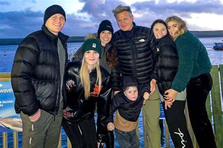 
Who are Calvin Ramsays Parents? Calvin Ramsay Biography, Parents Name and More 