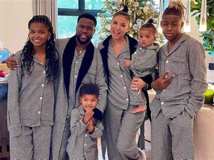 
Who are Kevin Loves Parents? Kevin Love Biography, Parents Name, Nationality and More 