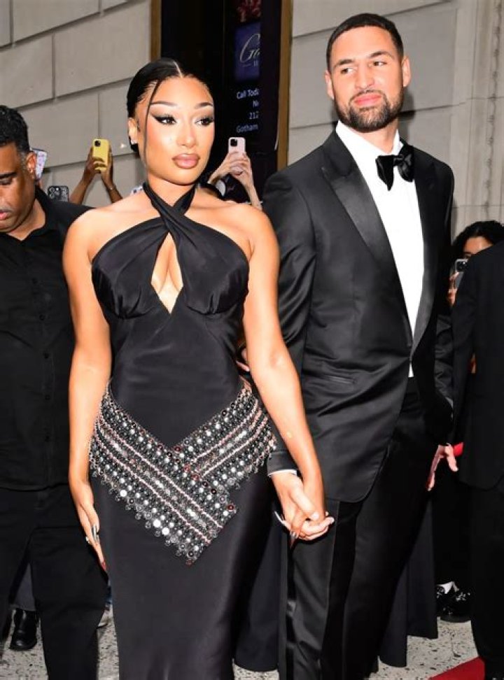 
Who Is Megan Thee Stallion Dating? Megan Thee Stallion Boyfriend, Bio, Age, And Net Worth 